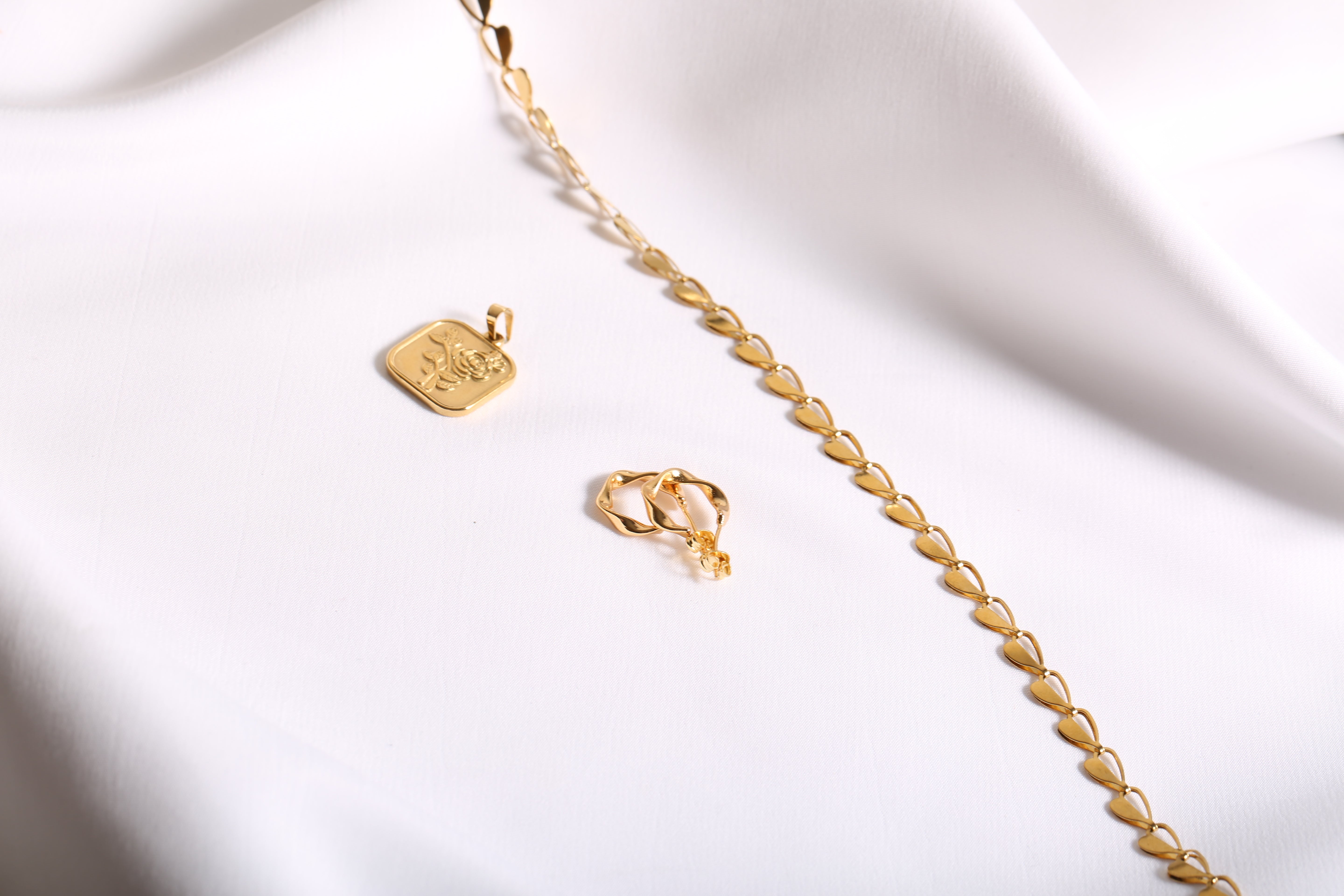 316L Rose square necklace 詳細画像2|Misy Jewelry