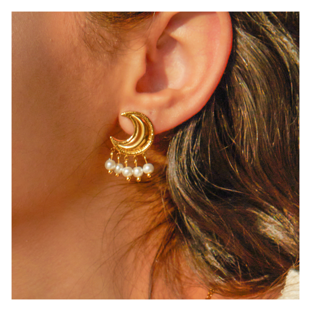 316L Perl Crecsent Moon Pierce - ピアス・イヤリング|Misy Jewelry