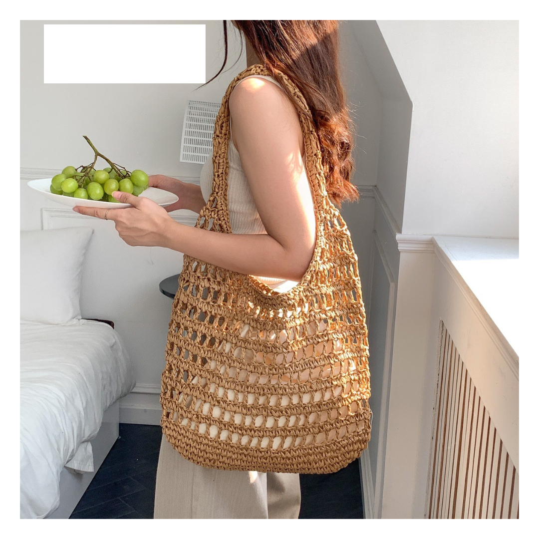 Straw Shoulder Bag — 着用イメージ | アクセサリー | サージカルステンレス316L | Misy Jewelry