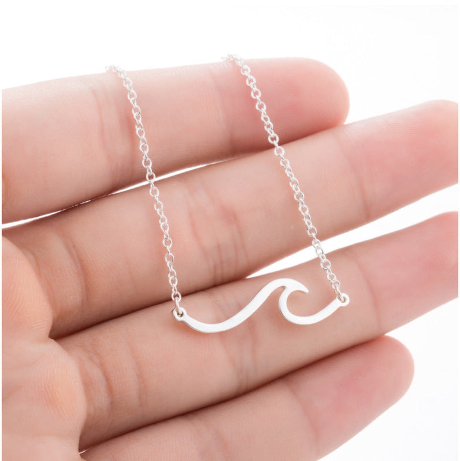 Wave necklace