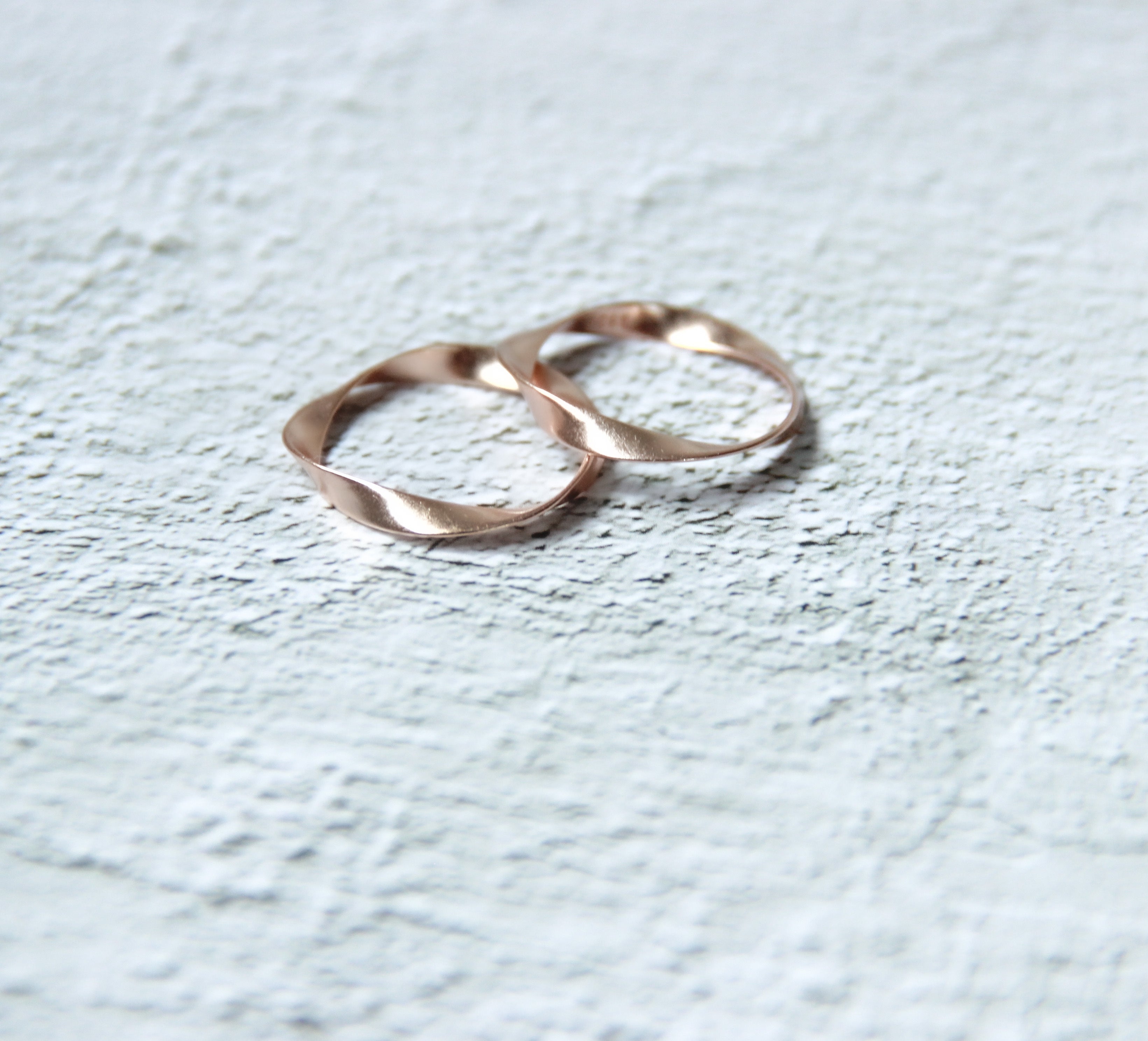 s925 wavy ring pinky gold — ディテール | リング | サージカルステンレス316L | Misy Jewelry