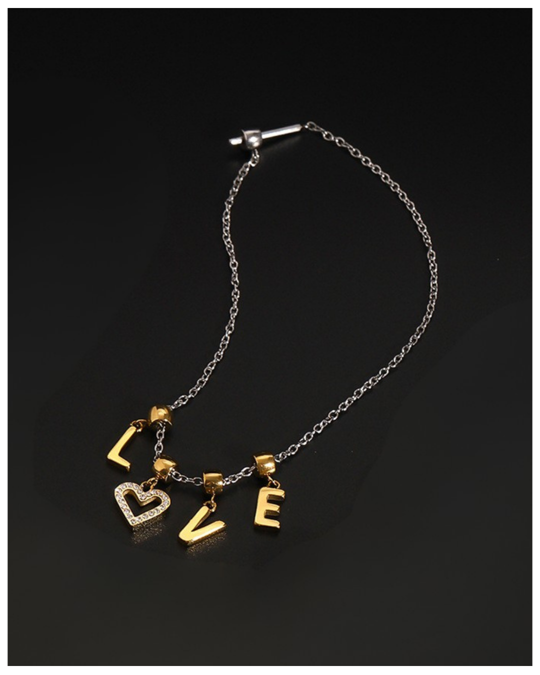 316L LOVE Charm Bracelet or Necklace — 着用イメージ | ネックレス | サージカルステンレス316L | Misy Jewelry