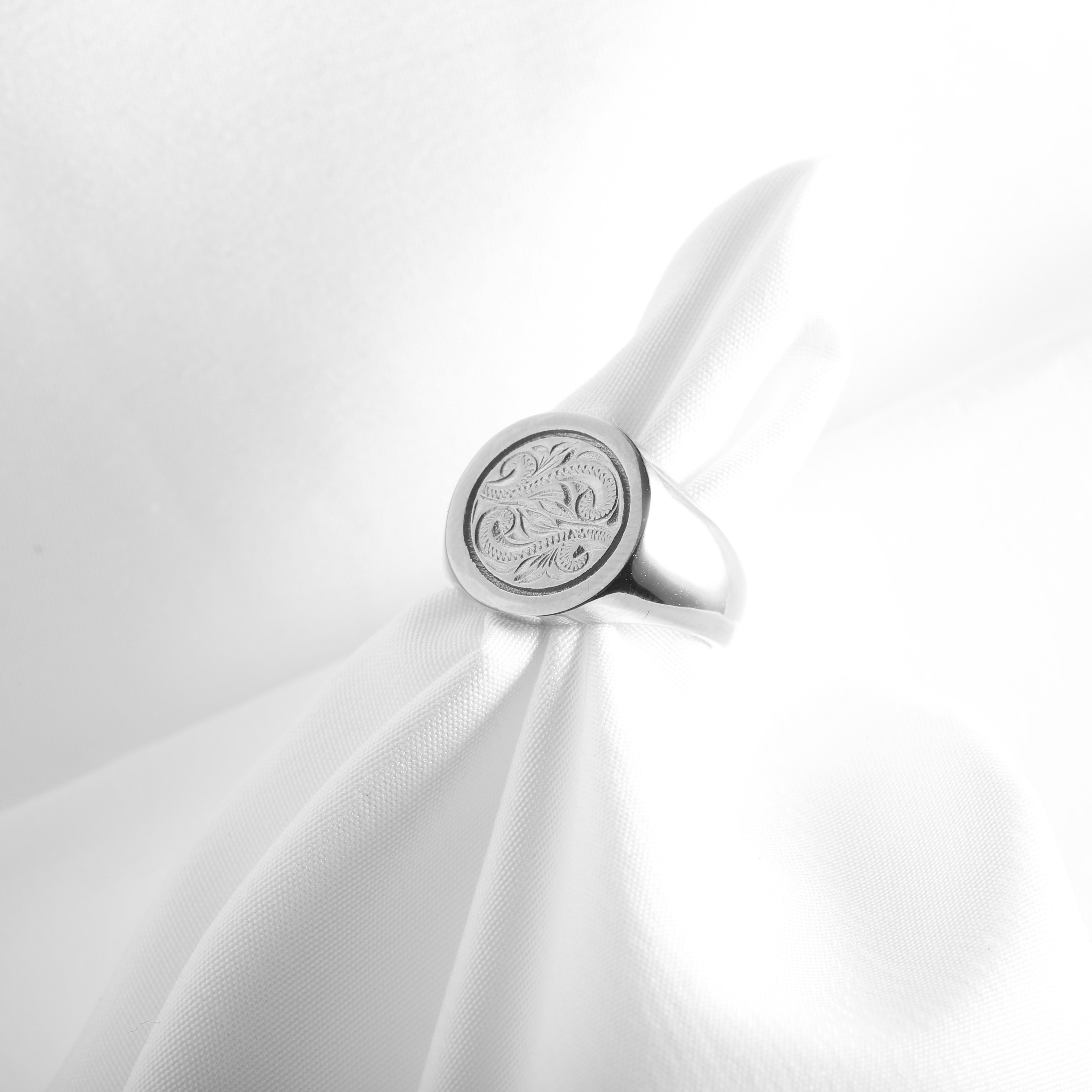 316L Hawaiian Signet Ring 詳細画像1|Misy Jewelry