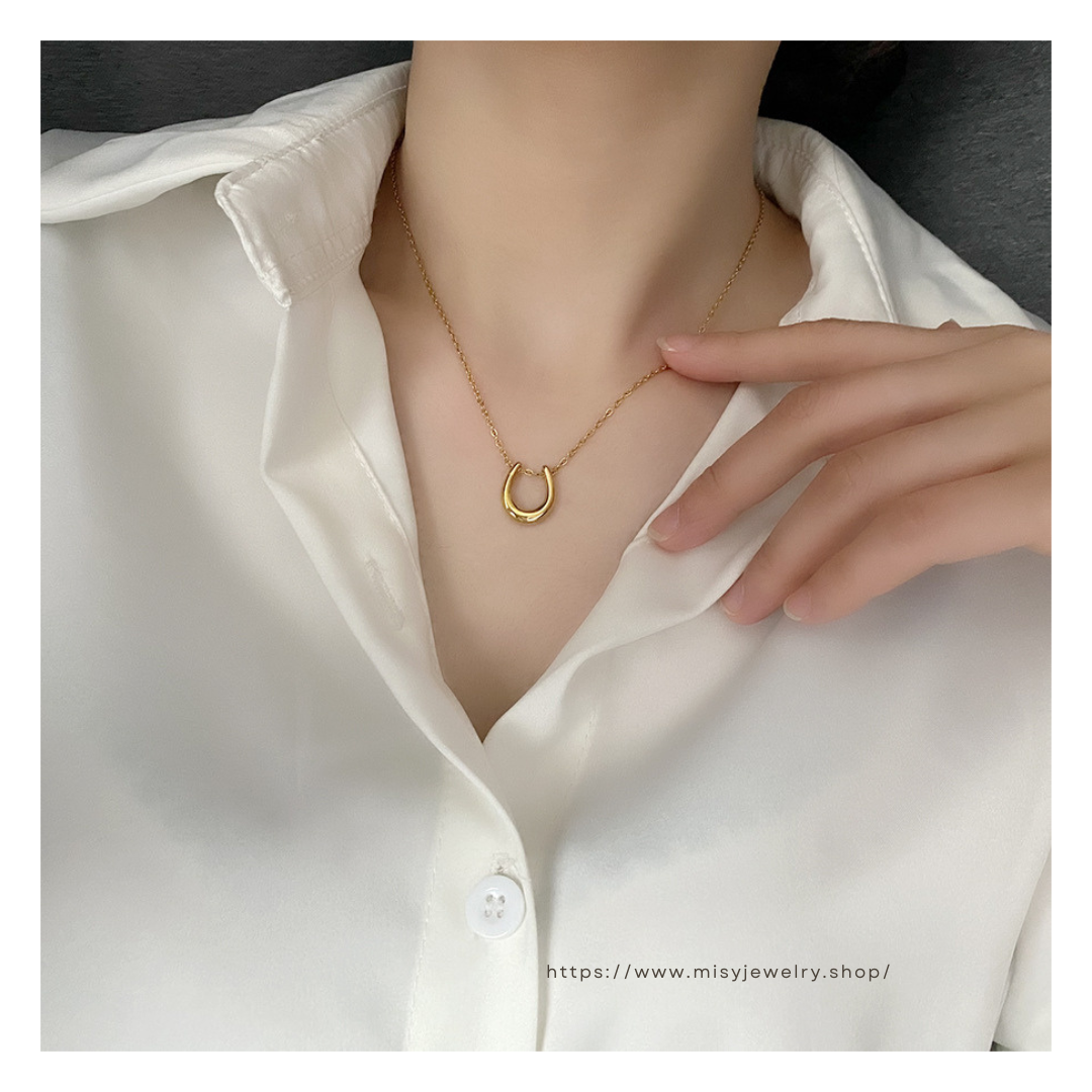 Horseshoe Necklace 詳細画像4|Misy Jewelry