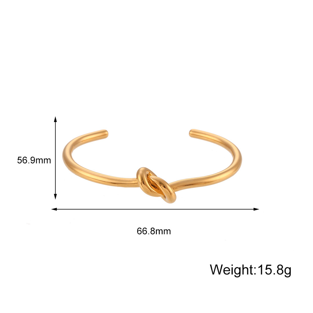 316L Knot Bangle — 着用イメージ | ブレスレット | サージカルステンレス316L | Misy Jewelry