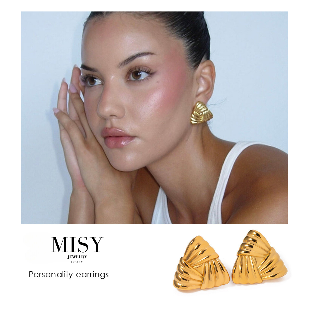 316L Triangle Pierce Origami 詳細画像1｜Misy Jewelry