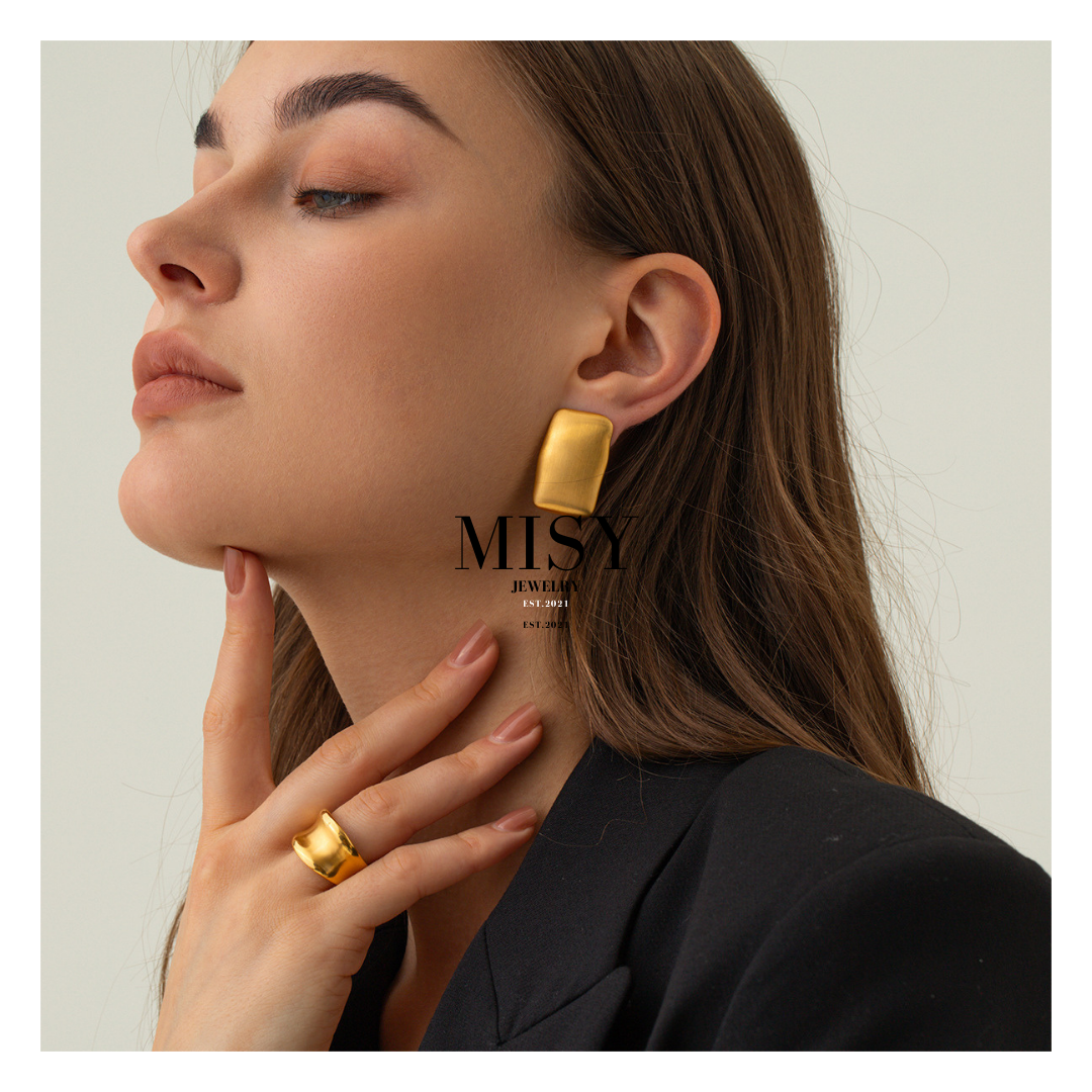 316L Elegant Smooth Matte Square Pierce 詳細画像4｜Misy Jewelry