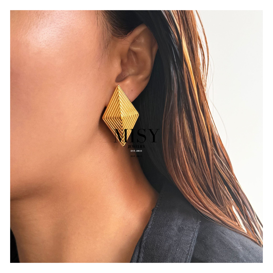 316L Diamond Shape Pierce 詳細画像1｜Misy Jewelry