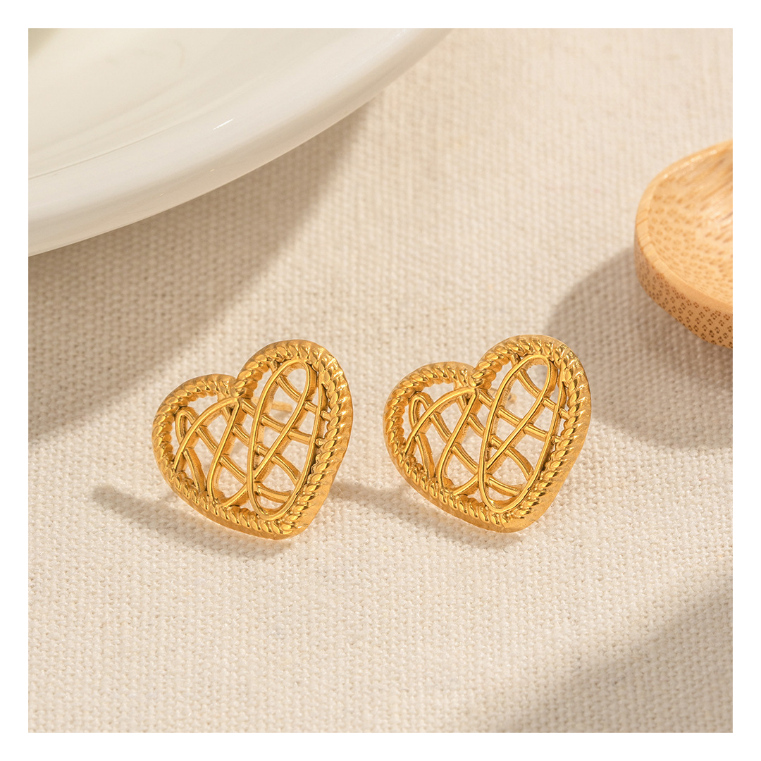 316L Elegant Heart-Cross Pierce — ディテール | リング | サージカルステンレス316L | Misy Jewelry