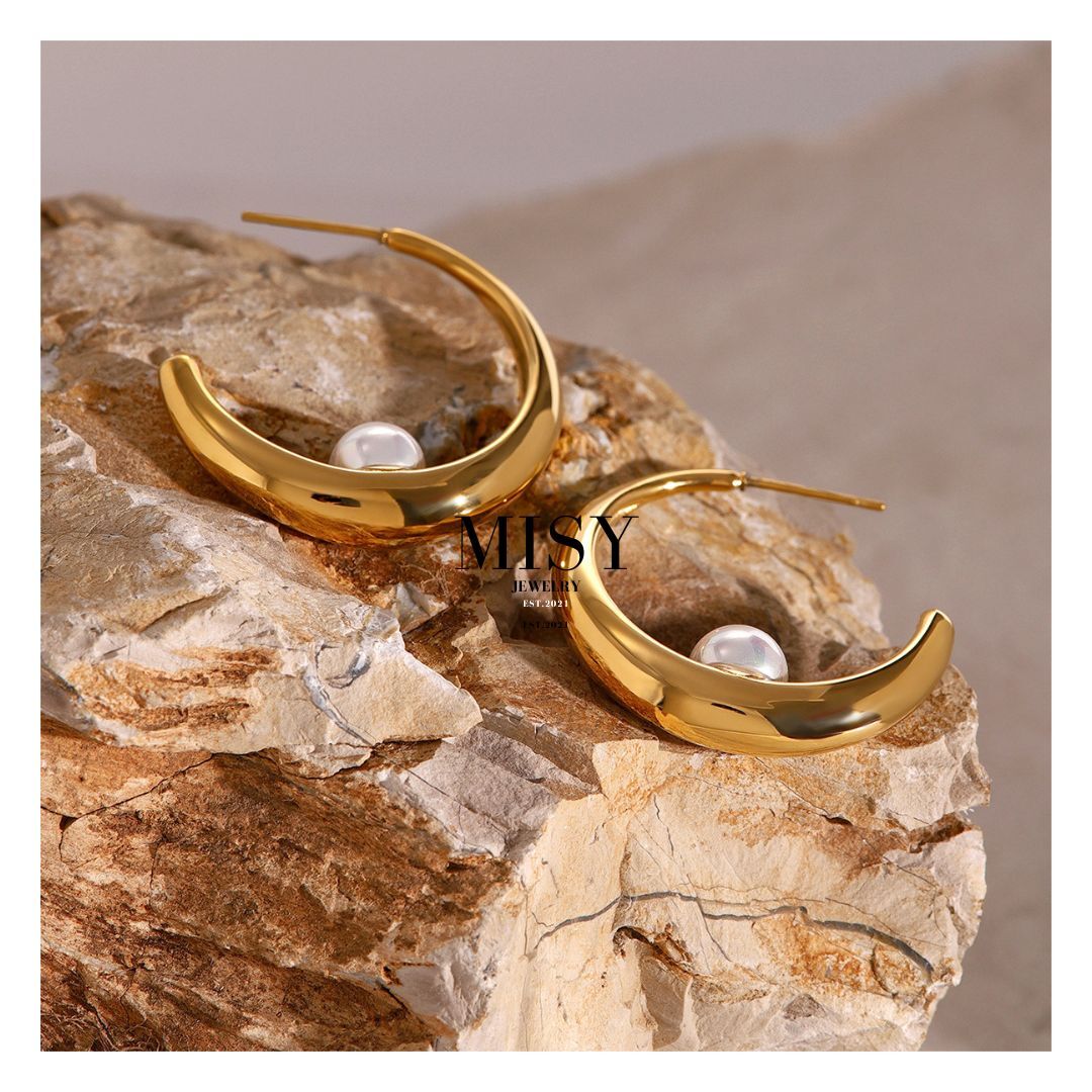 316L Pearl Hoops Pierce — 着用イメージ | リング | サージカルステンレス316L | Misy Jewelry