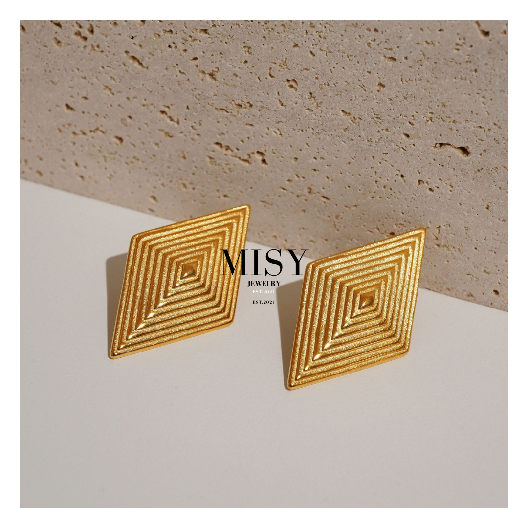 316L Diamond Shape Pierce 詳細画像2｜Misy Jewelry