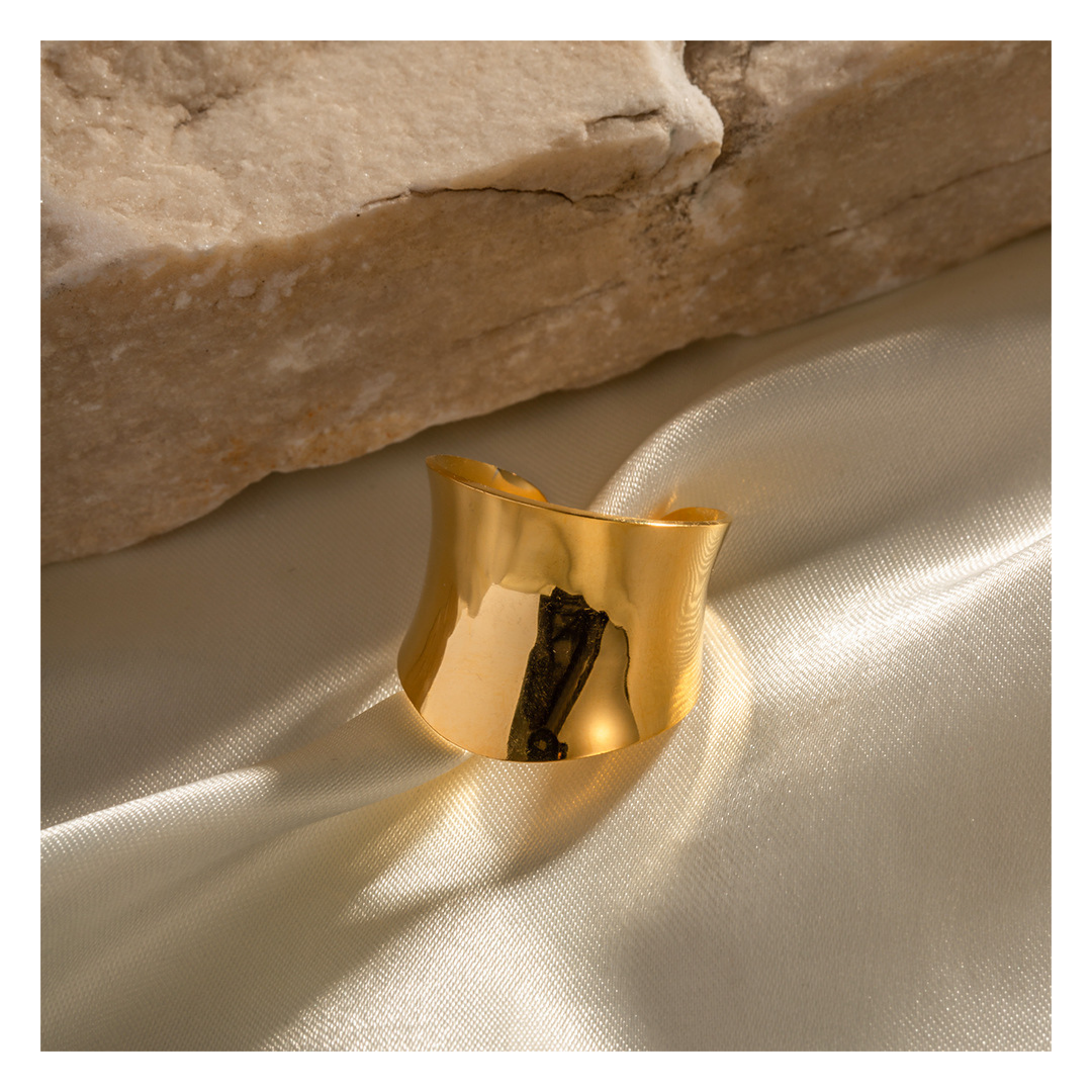 316L Golden Smooth Adjustable Ring — ディテール | リング | サージカルステンレス316L | Misy Jewelry