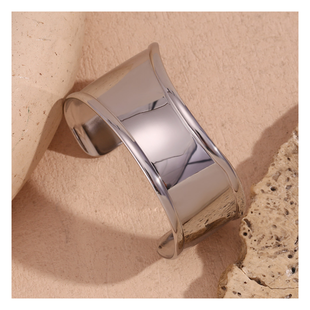 316L Fashionable Bangle — ディテール | ブレスレット | サージカルステンレス316L | Misy Jewelry