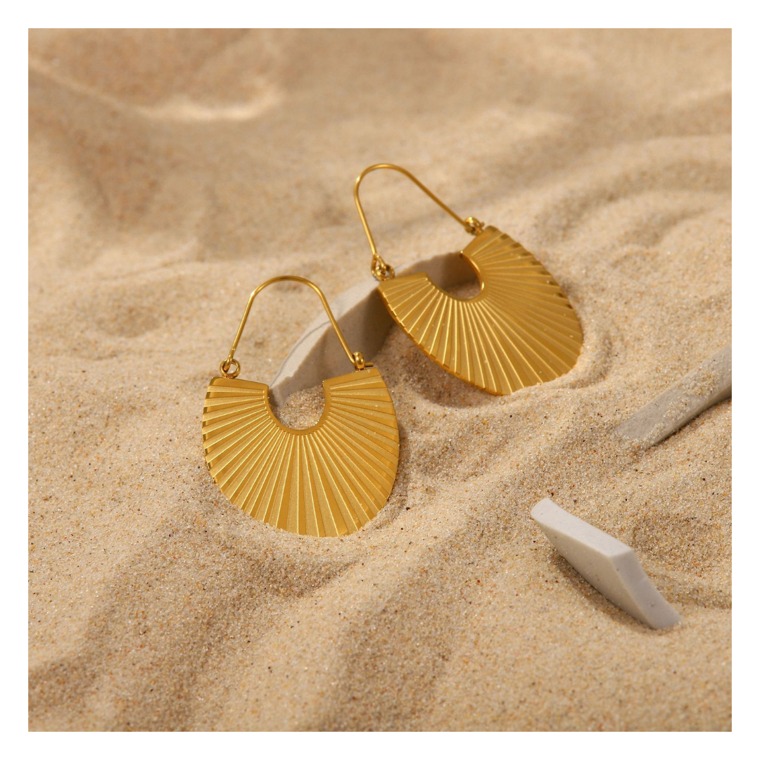 316L Ogi Pierce — 着用イメージ | リング | サージカルステンレス316L | Misy Jewelry