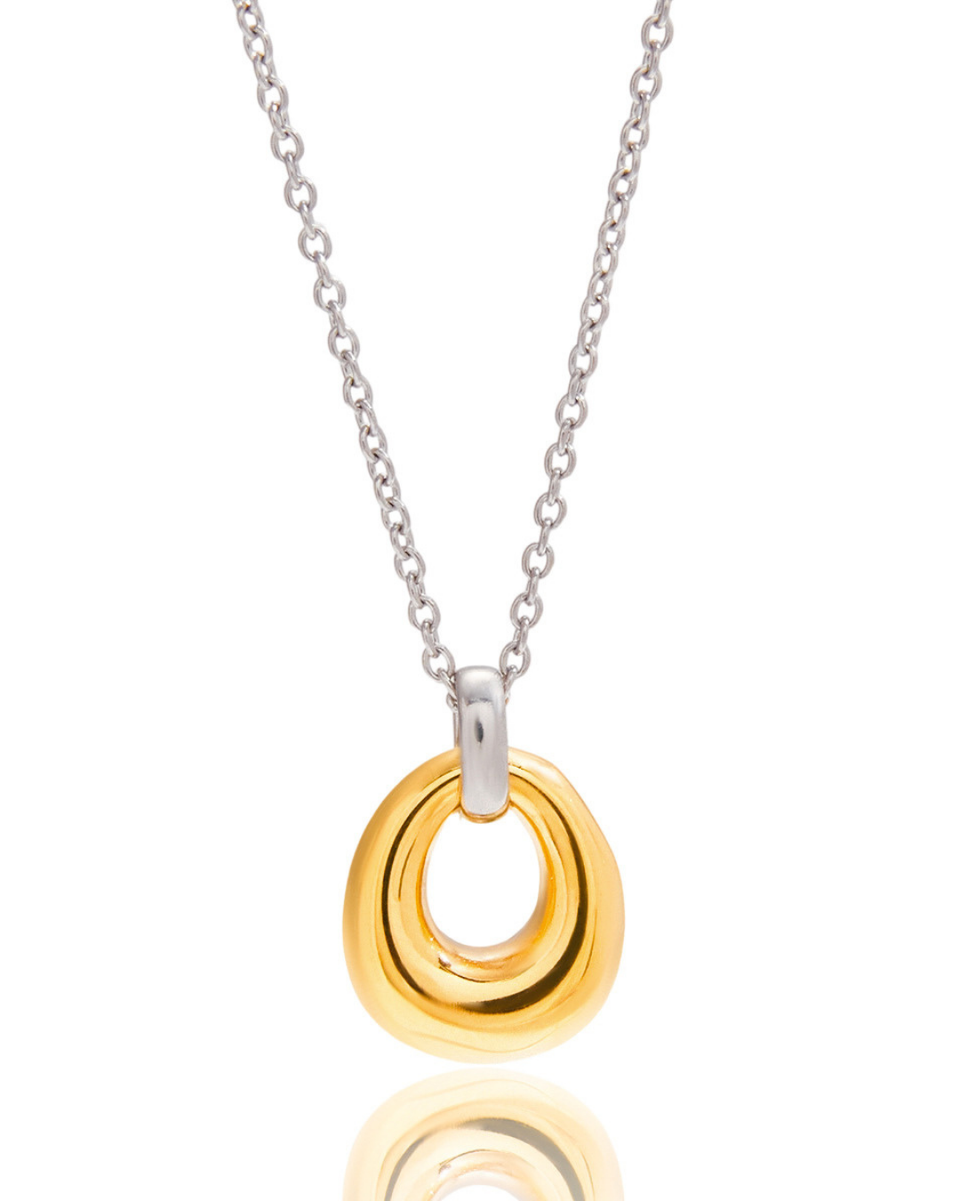 316L Bi-color Oval Pendant Necklace — 着用イメージ | ネックレス | サージカルステンレス316L | Misy Jewelry