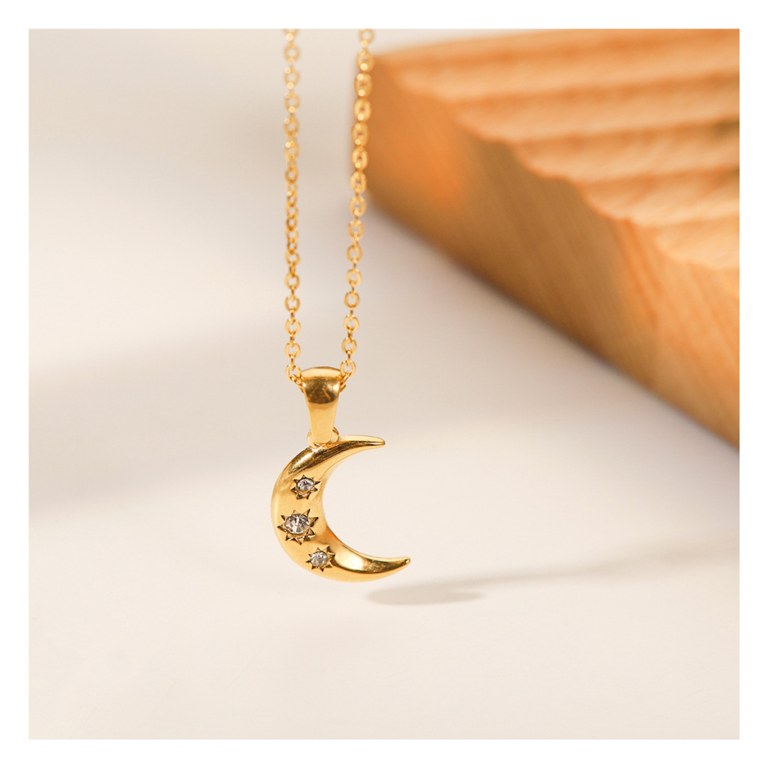 Zirconia Crecent Moon Necklace 詳細画像1｜Misy Jewelry
