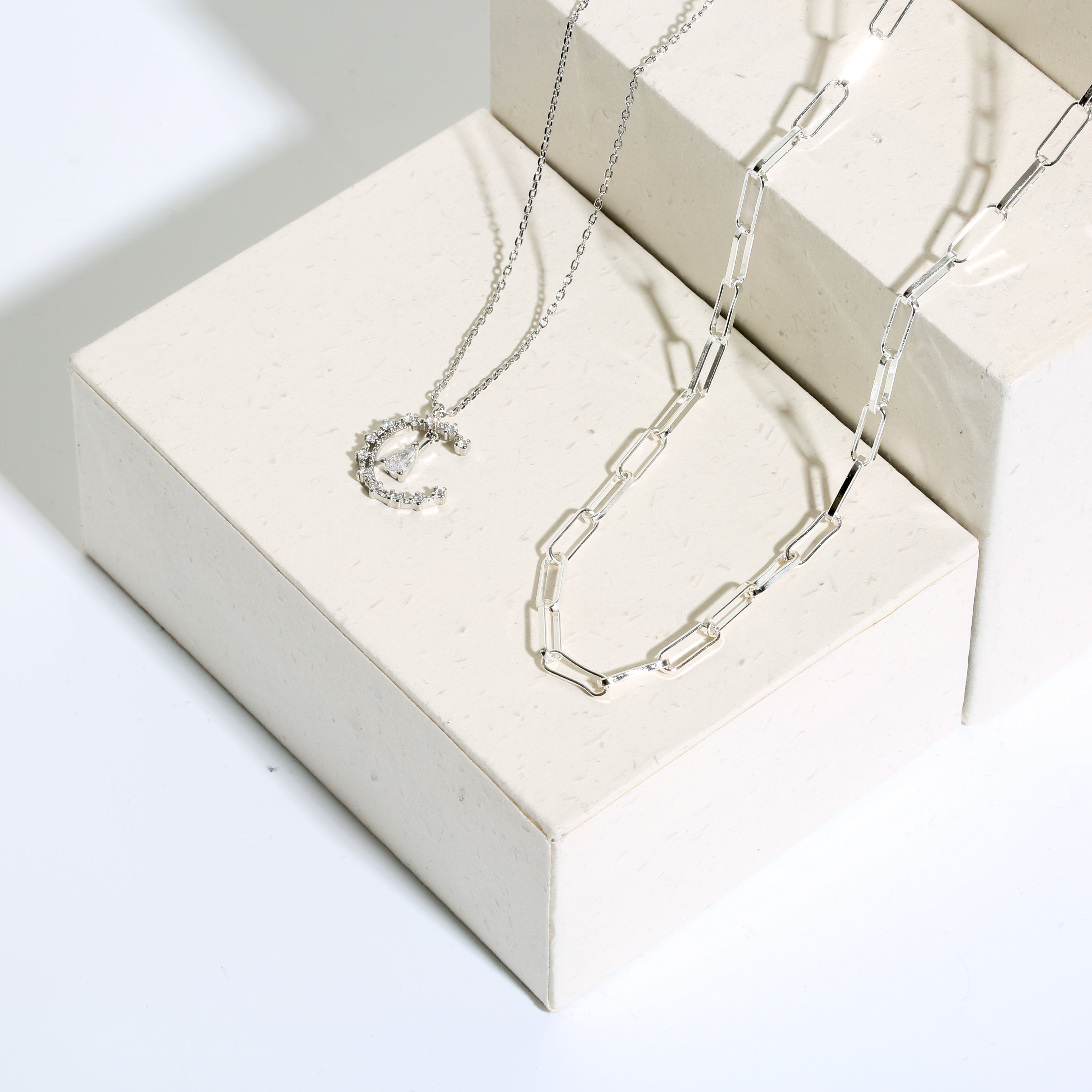 s925 Zirconia Crescent Moon necklace — ディテール | ネックレス | サージカルステンレス316L | Misy Jewelry