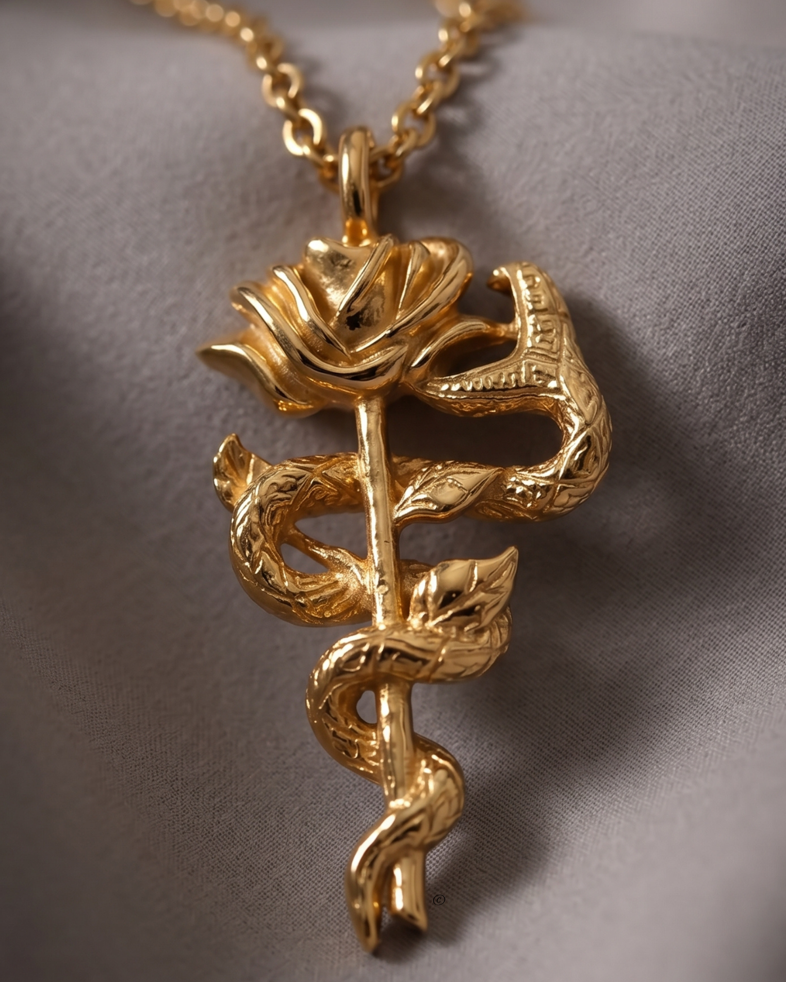 316L Snake Rose Necklace｜金属アレルギー対応 316Lサージカルステンレスジュエリー Misy（画像10）