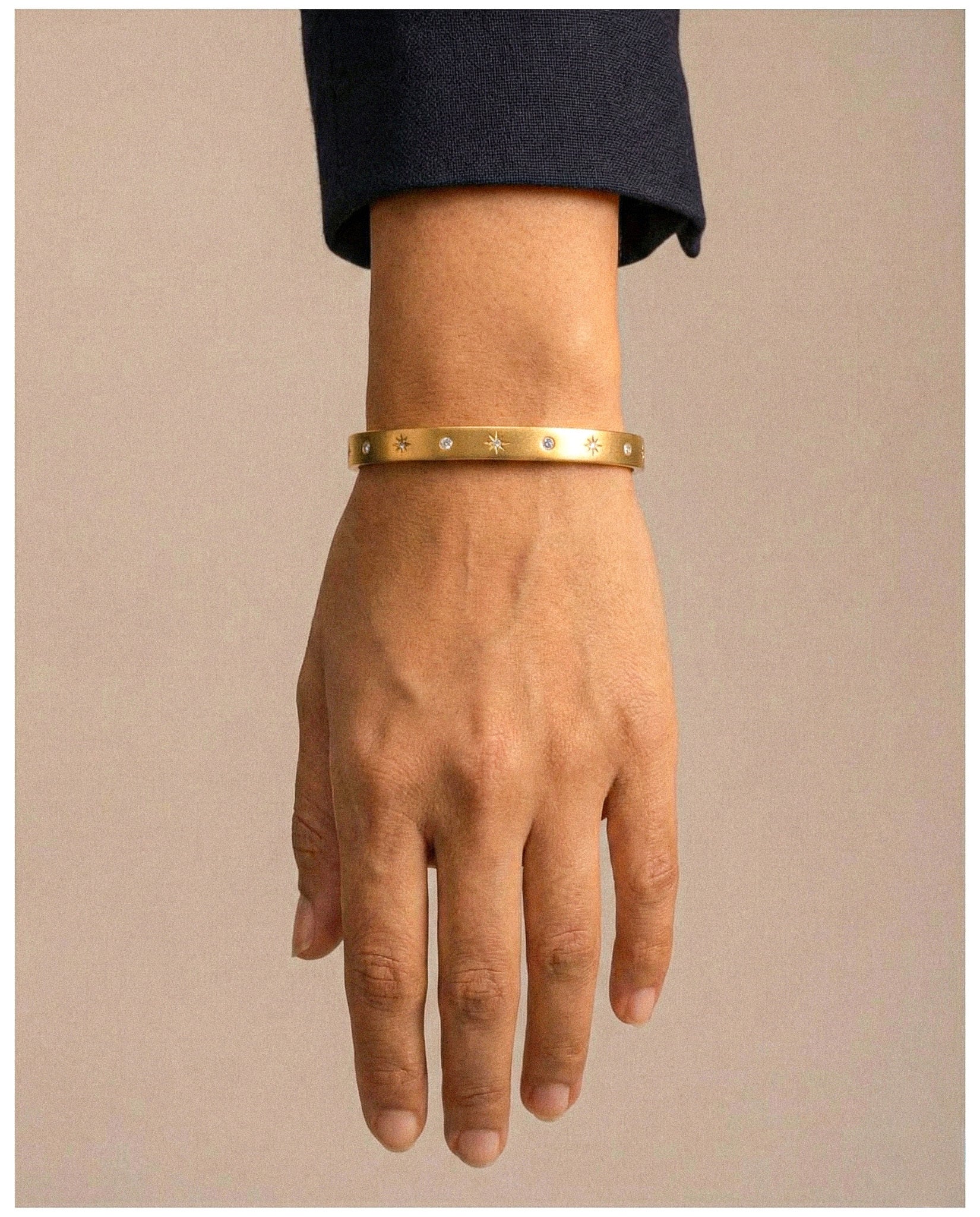 316L Starry Glow Bangle — ディテール | ブレスレット | サージカルステンレス316L | Misy Jewelry