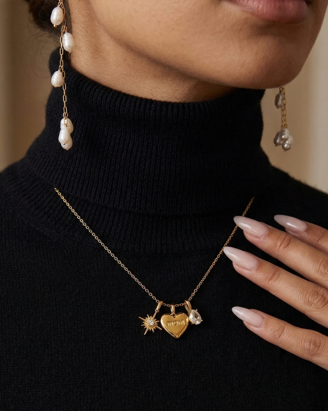 316L Mom Heart Triple Charm Necklace — ディテール | ネックレス | サージカルステンレス316L | Misy Jewelry