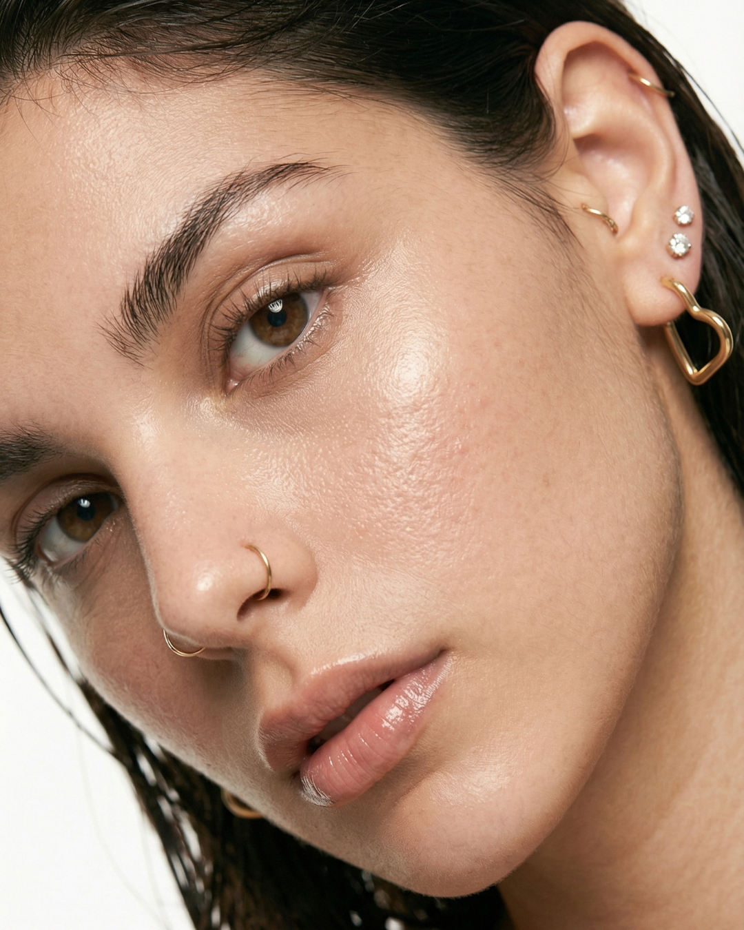 316L Heart Pierce Gold — 着用イメージ | リング | サージカルステンレス316L | Misy Jewelry