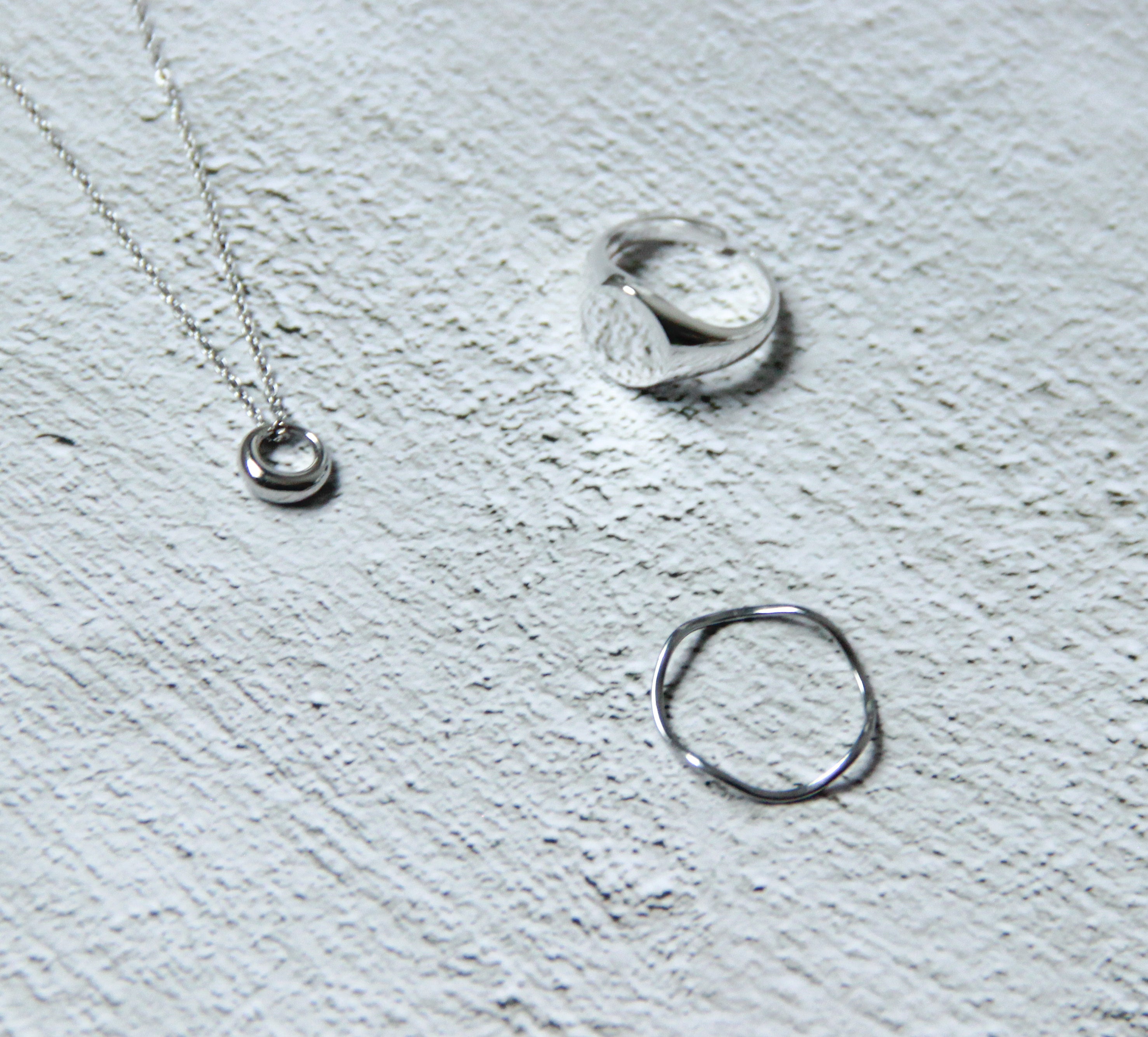s925 signet ring — 着用イメージ | リング | サージカルステンレス316L | Misy Jewelry