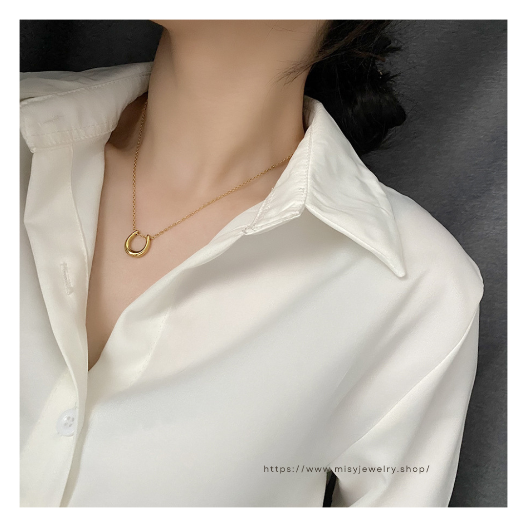 Horseshoe Necklace 詳細画像3｜Misy Jewelry
