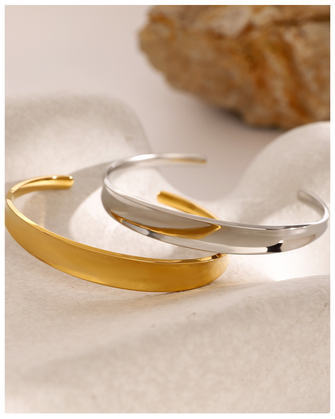 316L Sleek Line Bangle — ディテール | ブレスレット | サージカルステンレス316L | Misy Jewelry