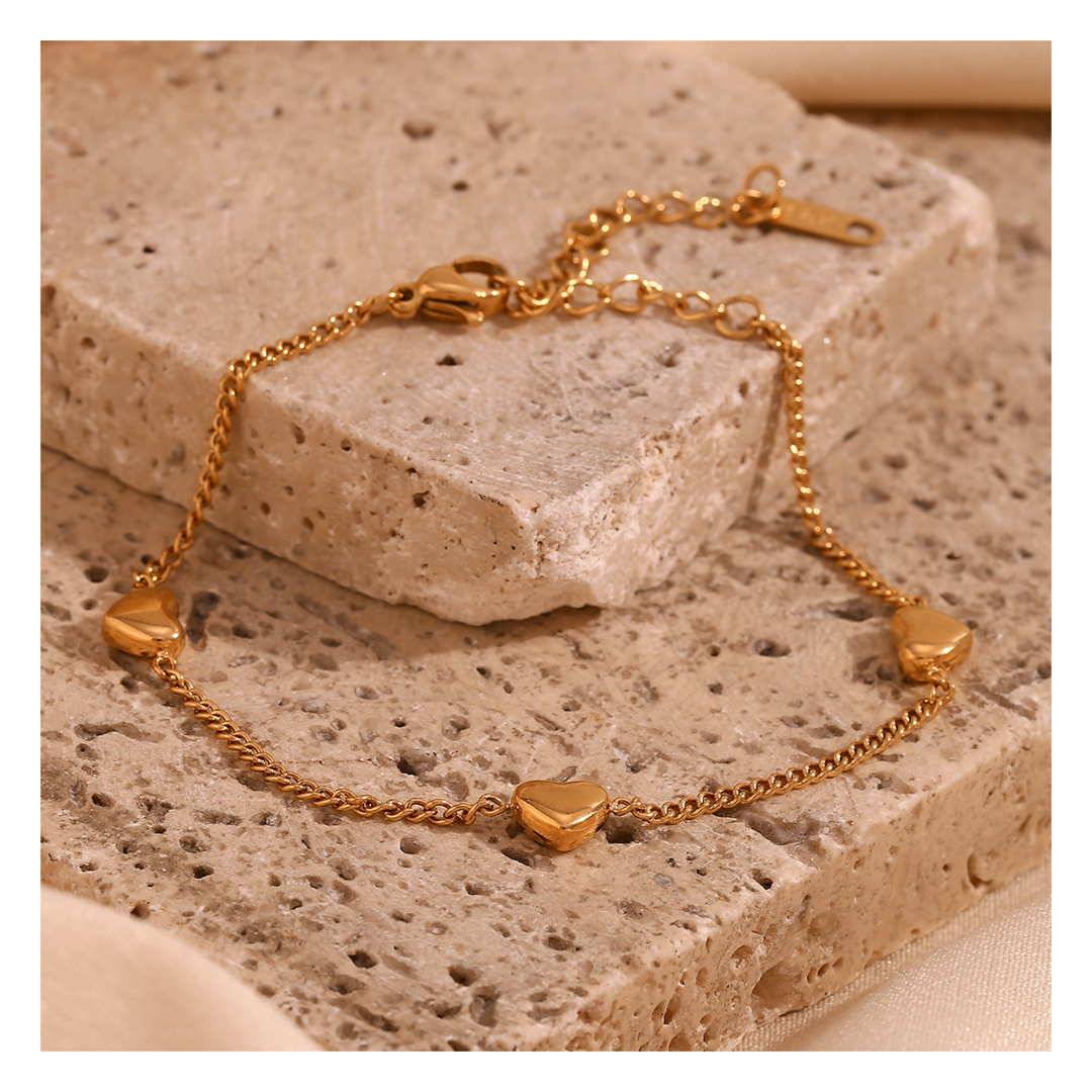 316L Heart Chain Bracelet — 着用イメージ | ネックレス | サージカルステンレス316L | Misy Jewelry