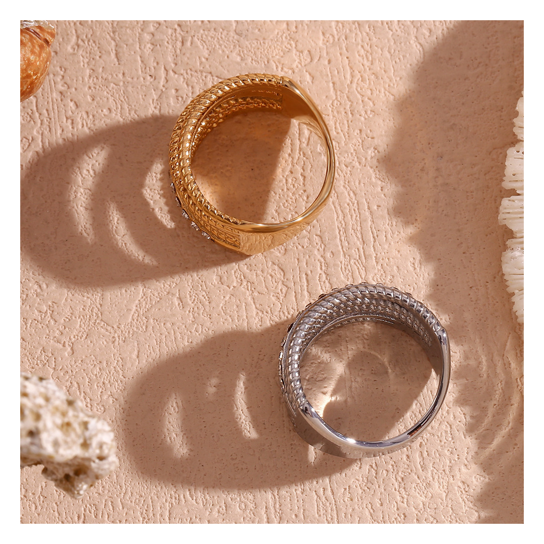 316L Twisted Zirconia Ring 詳細画像9｜Misy Jewelry